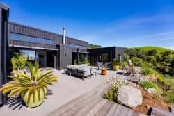 21 Washer Road, Omata, New Plymouth, Taranaki, 4374, New Zealand