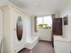 4 Mersey Street, Fortrose, Southland, 9875, New Zealand