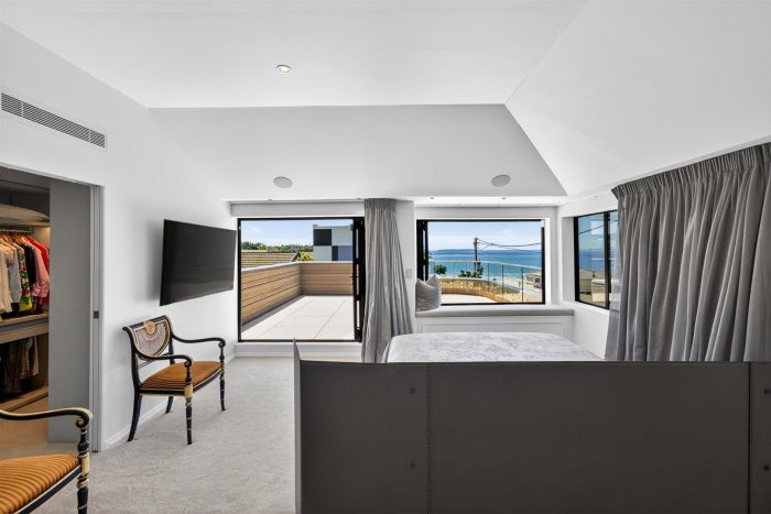 60 Milford Road, Milford, North Shore City, Auckland, 0620, New Zealand