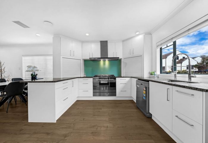 7 Paloma Court, Hill Park, Manukau City, Auckland, 2102, New Zealand
