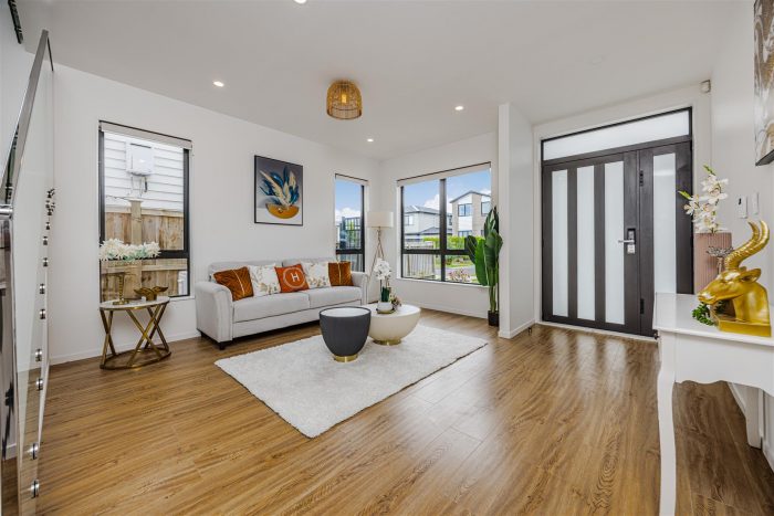 13 Paripari Street, Flat Bush, Manukau City, Auckland, 2019, New Zealand