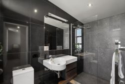 8 Pebble Lane, Wanaka, Otago, 9305, New Zealand