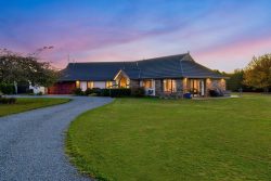 27 Pohutukawa Drive, Levin, Horowhenua, Manawatu / Whanganui, 5571, New Zealand