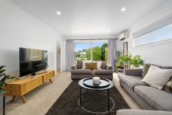 8 Woodstock Crescent, Cambridge, Waipa, Waikato, 3432, New Zealand