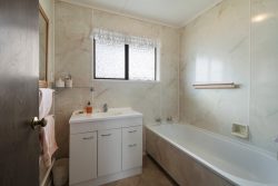 116 Roberts Line, Kelvin Grove, Palmerston North, Manawatu / Whanganui, 4414, New Zealand