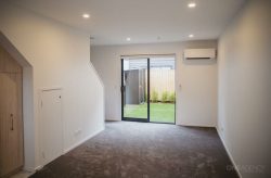 3/216 Rosebank Road, Avondale, Auckland, 1026, New Zealand