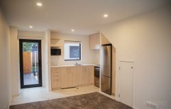 3/216 Rosebank Road, Avondale, Auckland, 1026, New Zealand