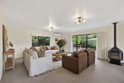 15 Sandel Rise, Merrilands, New Plymouth, Taranaki, 4312, New Zealand