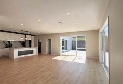 4 Silverhill Lane, Millwater, Rodney, Auckland, 0992, New Zealand