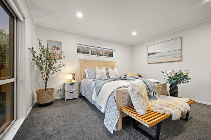 8 Sir Lincoln Drive, Kumeu, Rodney, Auckland, 0891, New Zealand