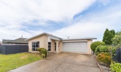 58 Branigan Parade, Kelvin Grove, Palmerston North, Manawatu / Whanganui, 4414, New Zealand