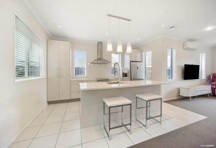 21 Station Street, Hobsonville, Waitakere City, Auckland, 0616, New Zealand