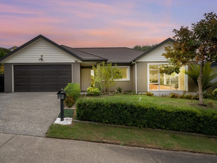50 Te Puia Drive, Aotea, Porirua, Wellington, 5024, New Zealand
