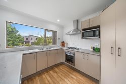 50 Te Puia Drive, Aotea, Porirua, Wellington, 5024, New Zealand