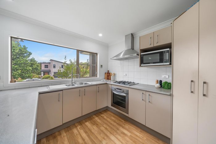 50 Te Puia Drive, Aotea, Porirua, Wellington, 5024, New Zealand