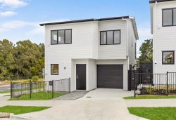 63 Whiteywood Street, Westgate, Waitakere City, Auckland, 0814, New Zealand