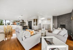 9A Scarboro Terrace, Murrays Bay, North Shore City, Auckland, 0630, New Zealand