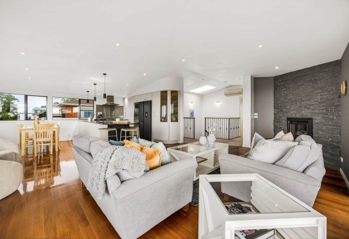 9A Scarboro Terrace, Murrays Bay, North Shore City, Auckland, 0630, New Zealand