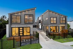 7A Sirius Place, Botany Downs, Auckland, 2010, New Zealand