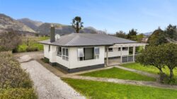 208 Abel Tasman Drive, Takaka, Tasman, Nelson / Tasman, 7183, New Zealand