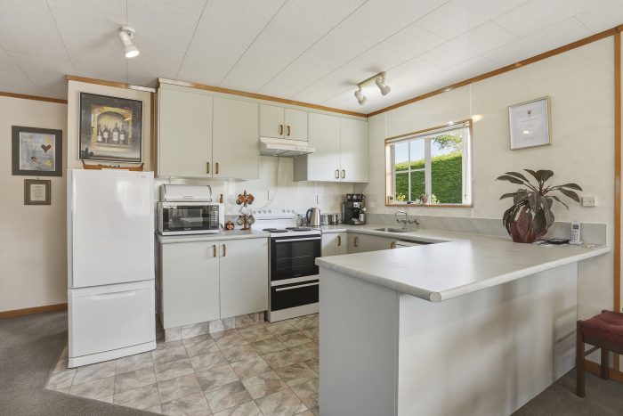 75 Beach Street, Waikouaiti, Dunedin, Otago, 9510, New Zealand