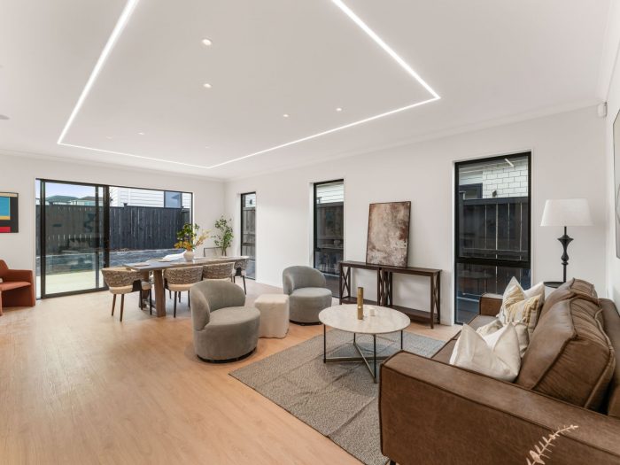 5 Thomas Rielly Avenue, Hobsonville, Waitakere City, Auckland, 0616, New Zealand