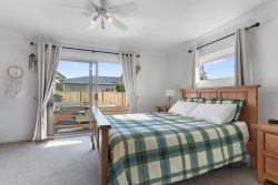 24 Charles Street, Carterton, Wellington, 5713, New Zealand