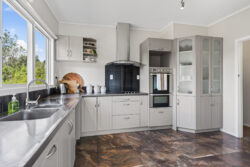 7 Doctors Hill Road, Maungaturoto, Kaipara, Northland, 0520, New Zealand