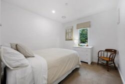 19 Stirling Street, Remuera, Auckland, 1050, New Zealand