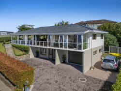 19 Kahurangi Place, Snells Beach, Rodney, Auckland, 0920, New Zealand