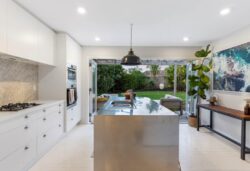 47 Kiwi Road, Point Chevalier, Auckland, 1022, New Zealand