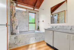 14 Melva Street, Dinsdale, Hamilton, Waikato, 3204, New Zealand