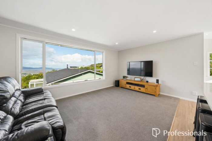 24 Pekanga Road, Normandale, Lower Hutt, Wellington, 5010, New Zealand