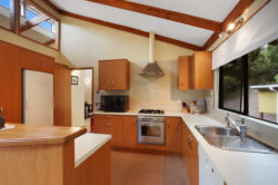 887 Scenic Drive, Swanson, Waitakere City, Auckland, 0781, New Zealand