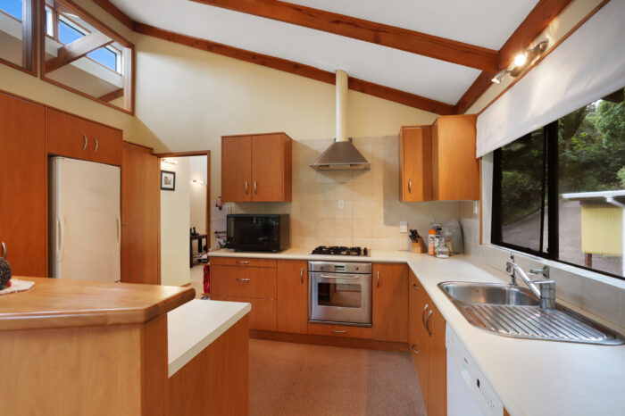 887 Scenic Drive, Swanson, Waitakere City, Auckland, 0781, New Zealand