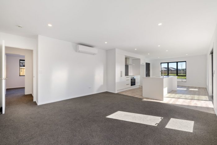 43 Greig Crescent, Amberley, Hurunui, Canterbury, 7481, New Zealand