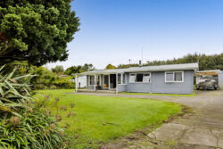 2 Wood Street, Patea, South Taranaki, Taranaki, 4598, New Zealand
