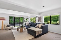 2/10 Sylvan Park Avenue, Milford, North Shore City, Auckland, 0620, New Zealand