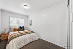 2/10 Sylvan Park Avenue, Milford, North Shore City, Auckland, 0620, New Zealand