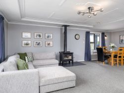 87 Timaru Road, Waimate, Canterbury, 7924, New Zealand