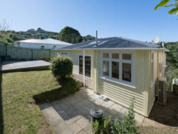 9 Wavell Street, Karori, Wellington, 6012, New Zealand