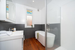 9 Wavell Street, Karori, Wellington, 6012, New Zealand