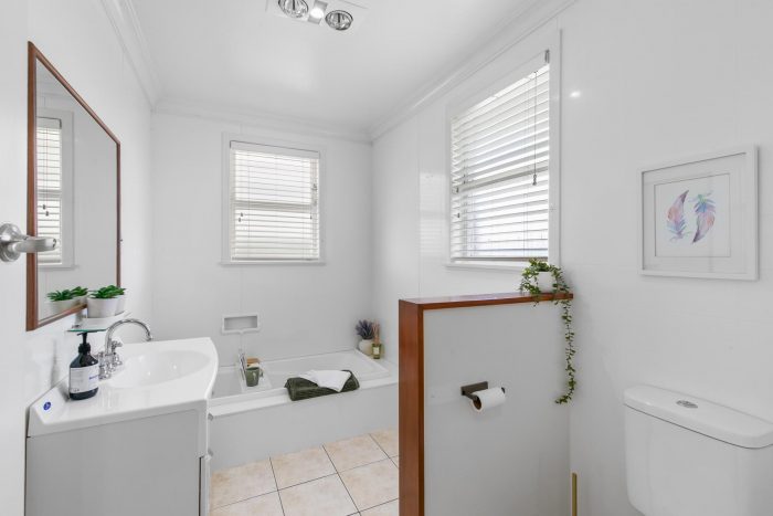 175 Bartholomew Road, Levin, Horowhenua, Manawatu / Whanganui, 5510, New Zealand