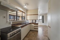 16B Marlborough Street, Feilding, Manawatu, Manawatu / Whanganui, 4702, New Zealand