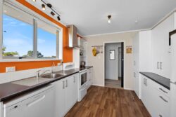 4 Kelvin Place, Westown, New Plymouth, Taranaki, 4310, New Zealand