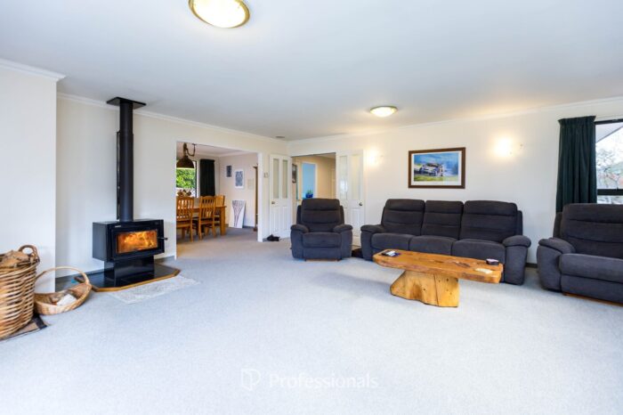 18 Clearwater Terrace, Brown Owl, Upper Hutt, Wellington, 5018, New Zealand