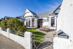 28 Coughtrey Street, Saint Clair, Dunedin, Otago, 9012, New Zealand