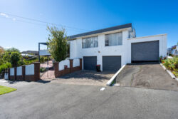97 Easther Crescent, Kew, Dunedin, Otago, 9012, New Zealand