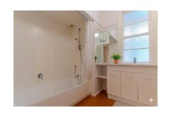 2/11 Ewen Street, Hauraki, North Shore City, Auckland, 0622, New Zealand