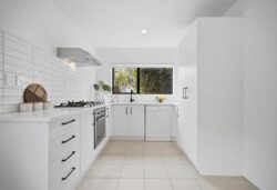 5/37 Fields Parade, Oteha, North Shore City, Auckland, 0632, New Zealand